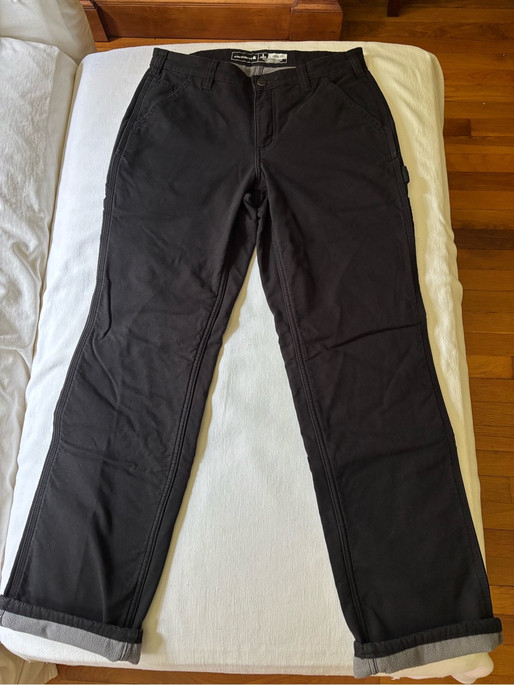 Carhartt Women’s Fleece Lined Black, size 8, Cargo Work Pants with Logo Patch - Picture 3 of 5